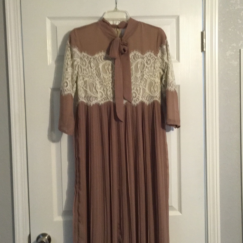 Dainty Jewels dress